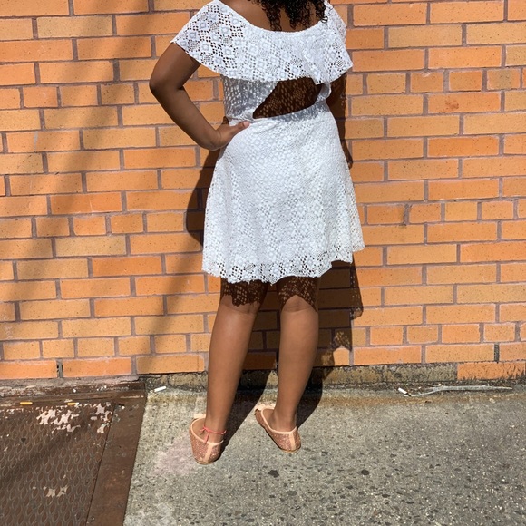 ZARA OFF WHITE OFF THE SHOULDER DRESS - Picture 2 of 6